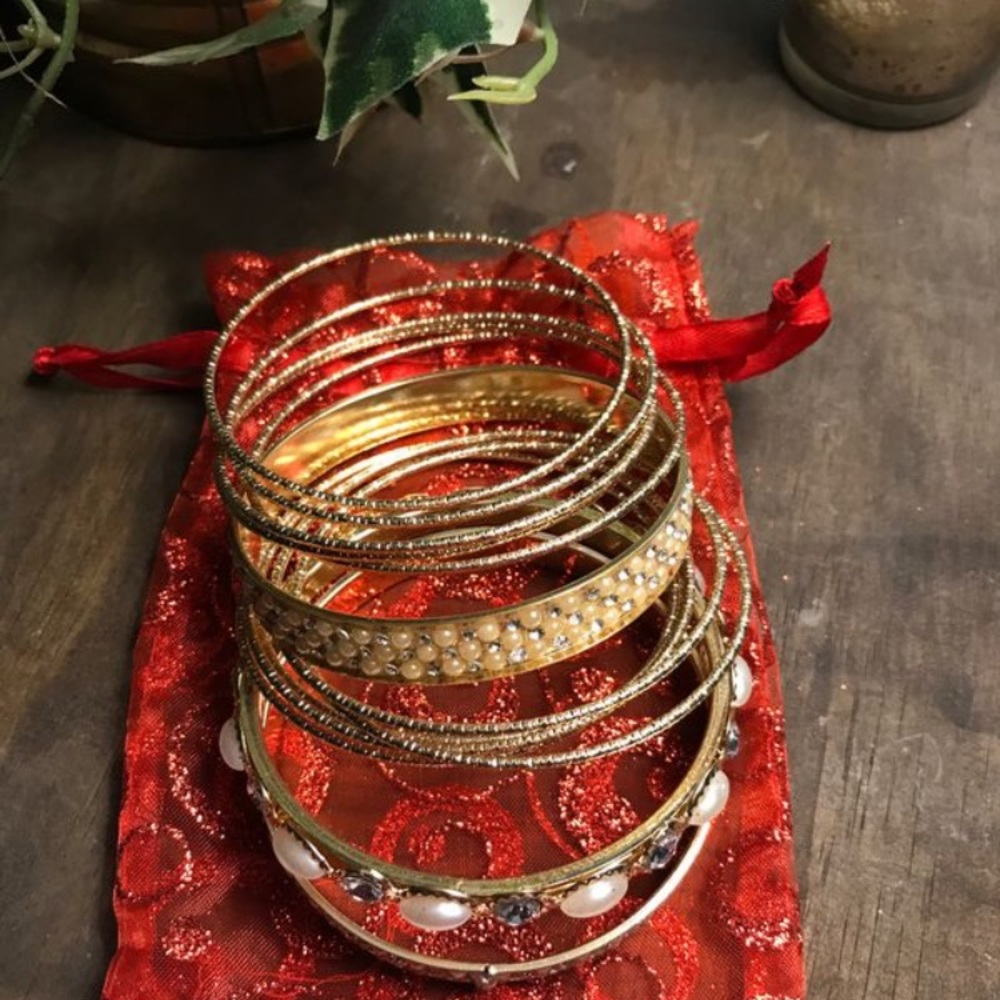 Bracelets set
